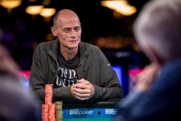 Derek McMaster Wins His First Gold Bracelet at WSOP