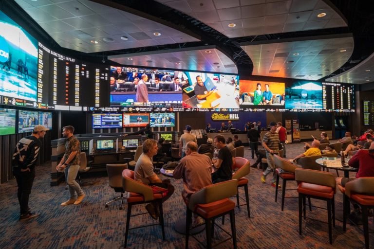 William Hill to Open Sportsbook at Lakeside Casino